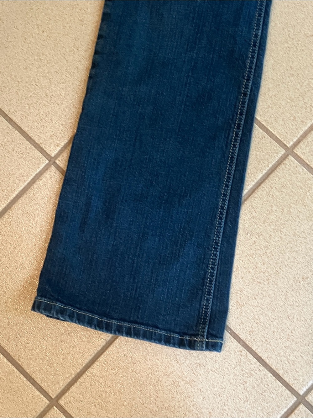 Dark Blue Chicos Platinum Bootcut Jeans size 1 Short (8 short) - Picture 4 of 11